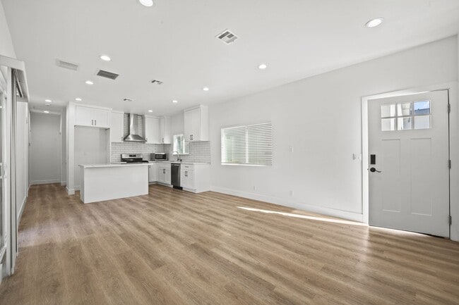 Photo - Showing Times: Every Tuesdays & Every Thursdays 4:00PM - 5:00PM