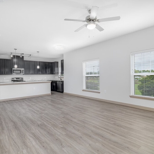 Apartments with Hardwood Floors
