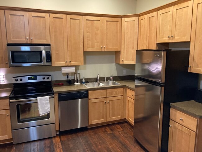 Kitchen - 74 W Front St Unit 74