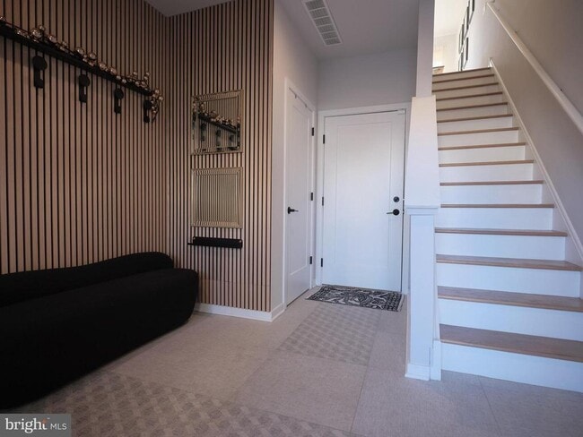 Photo - 428 Master St