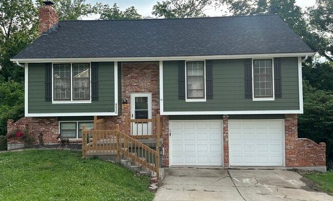 Photo - 8020 N Garfield Ave House