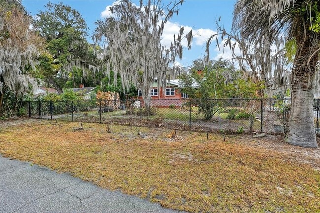 Photo - 1601 Walnut Ave