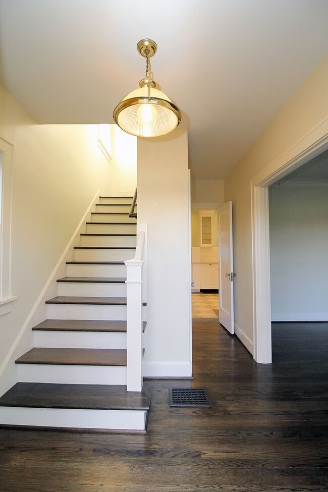 Photo - 2241 NE 33rd Ave