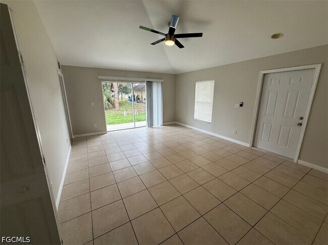 Photo - 315 Melissa Dr
