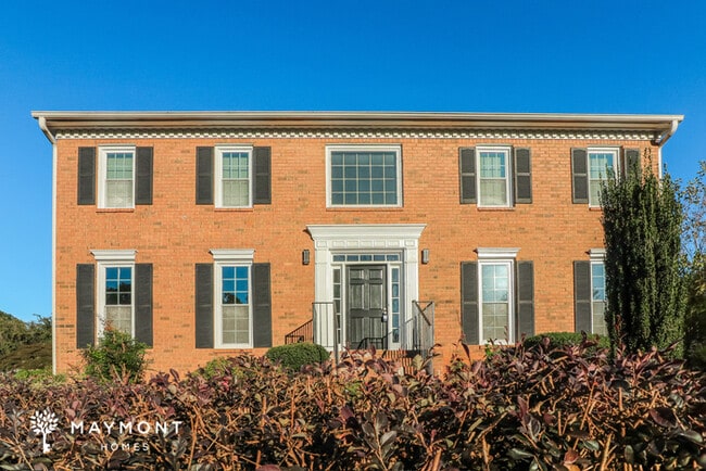 Building Photo - 1502 Oakmoor Pl