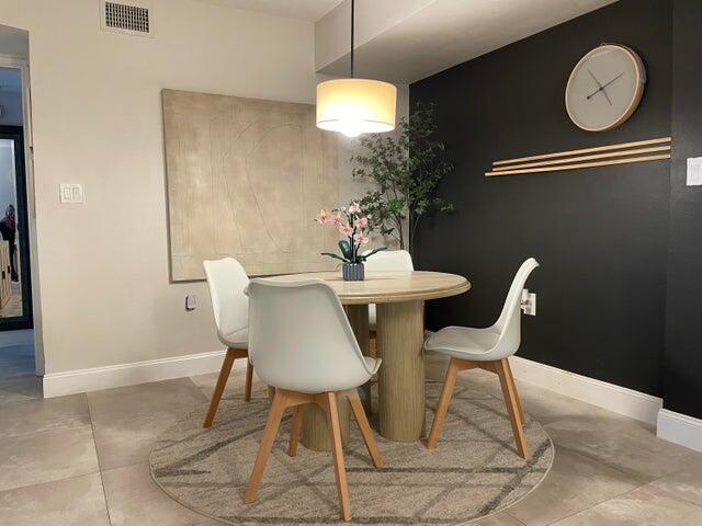 Photo - 1200 Scotia Dr Unit 305