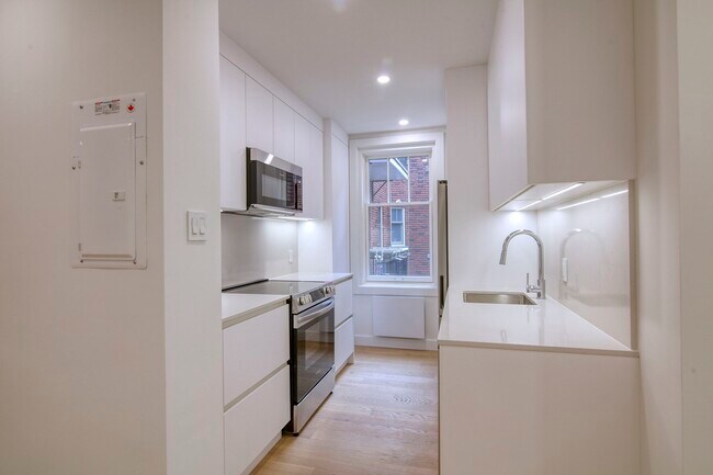Photo - 4557 Rue Sherbrooke O Unit 304