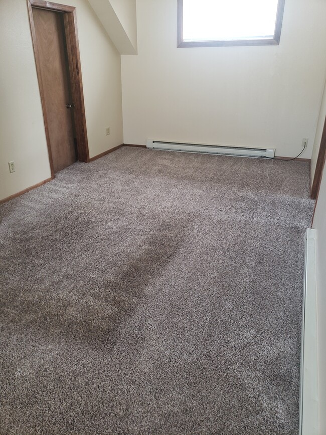 Building Photo - S10333 County Road HH I Unit B