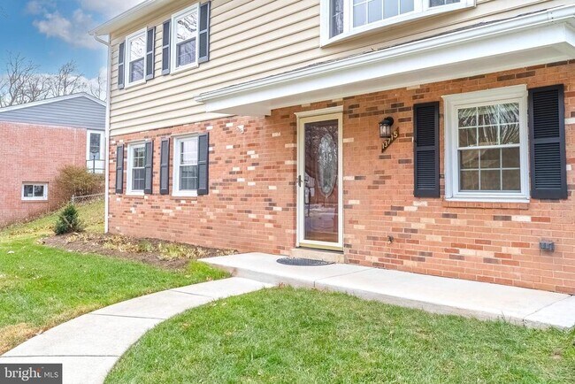 Photo - 13715 Smallwood Ct