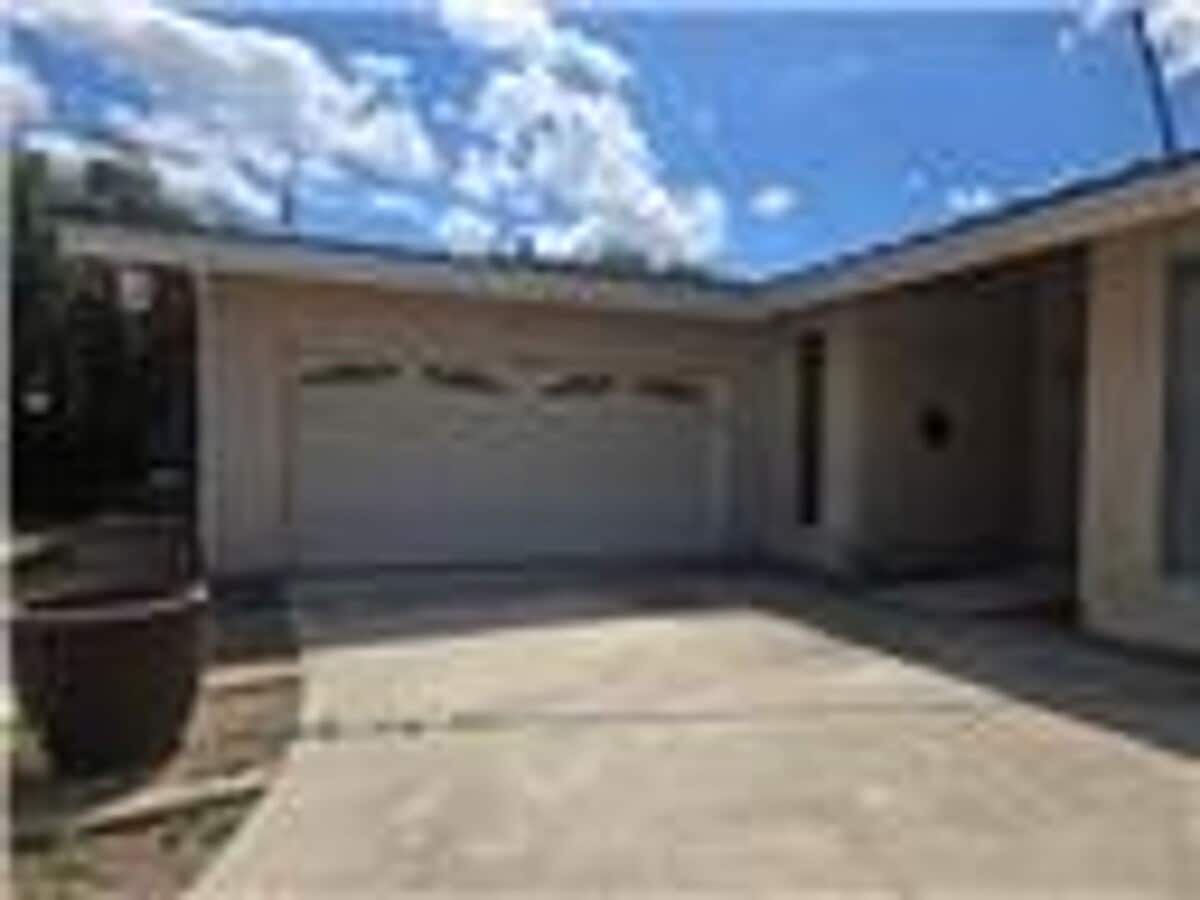 Newly Updated Corona Home - Newly Updated Corona Home