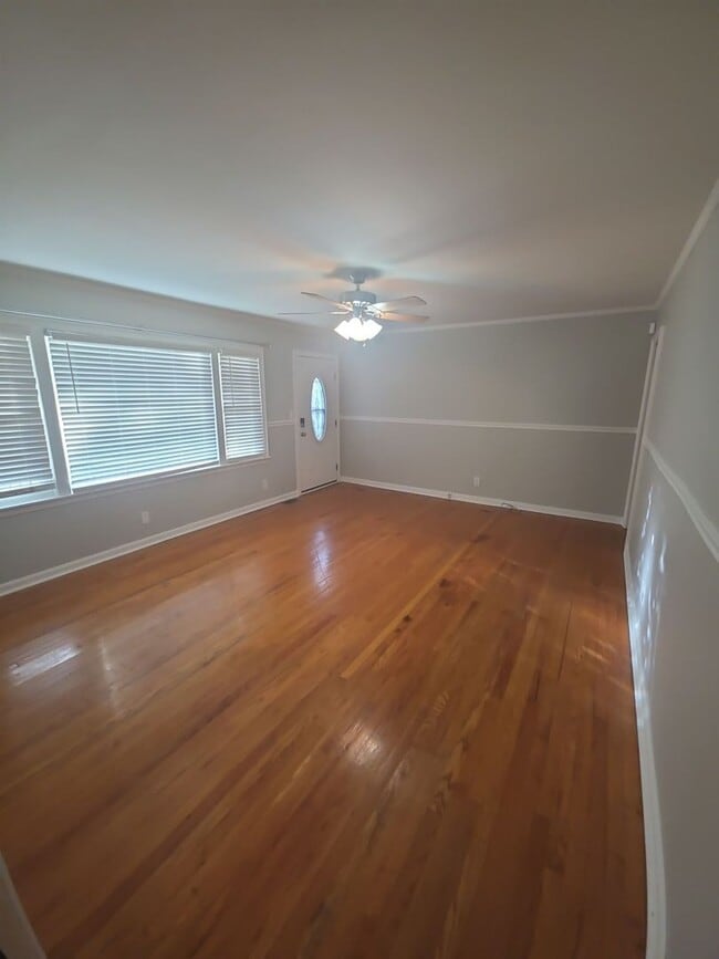 Photo - 3-Bedroom Home with Fireplace and Covered Patio in Sparta