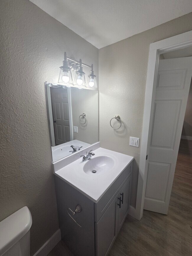 Photo - Holly Park Square Apartments Unit 803