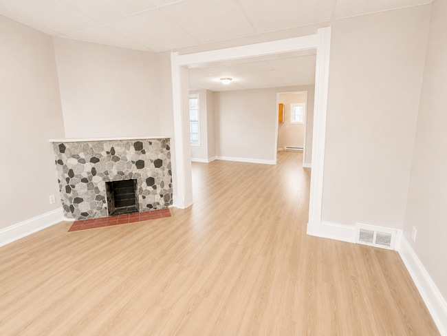 Photo - 456 Arden Pl