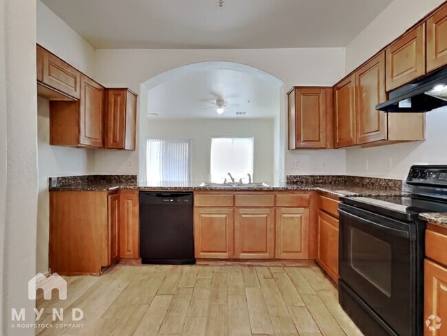 Building Photo - 9303 W Raymond St Rental