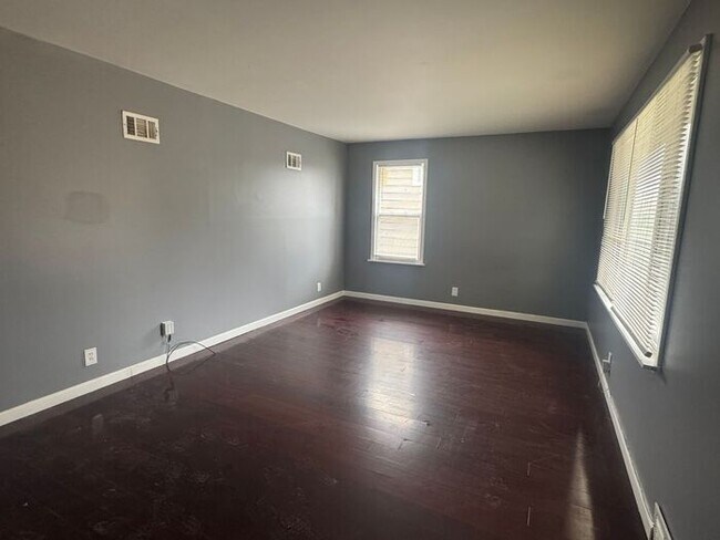 Charming 4bed/2Bath