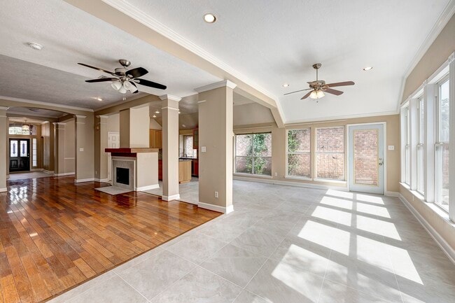 Photo - 7019 Lawler Ridge