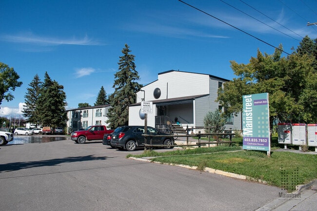 Cochrane House Apartments