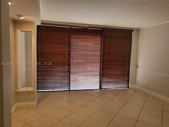 Photo - 6924 SW 114th Pl