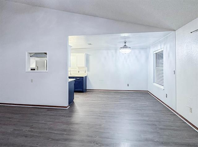 Photo - 6205 Maple Springs Dr