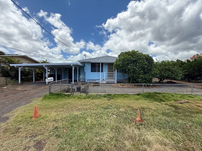 Fully Renovated 3-Bedroom Home with AC & L... - Fully Renovated 3-Bedroom Home with AC & L...