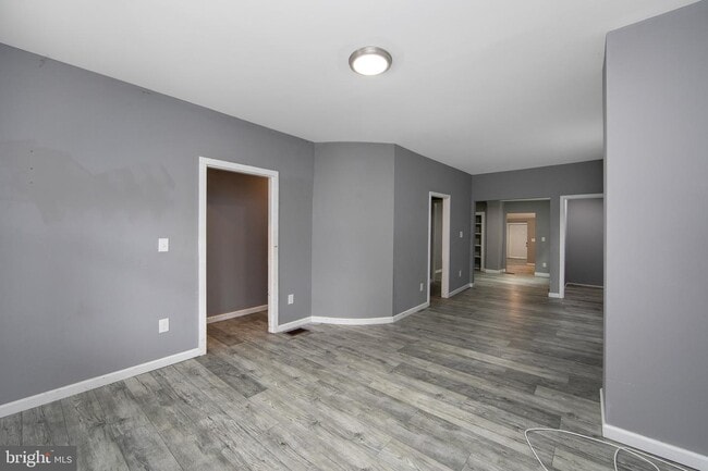 Photo - 133 E Federal St