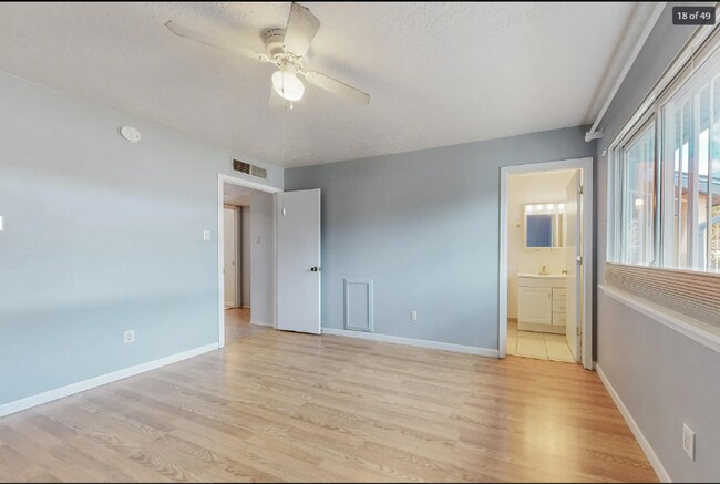 Photo - 1305 Paisano St NE