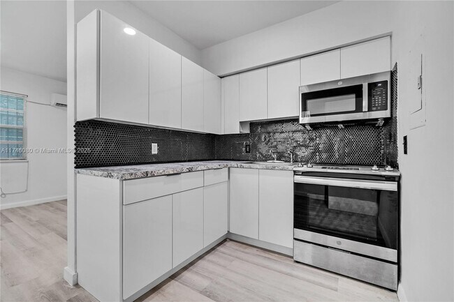 Photo - 40 NW 62nd St Apartment Unit 1