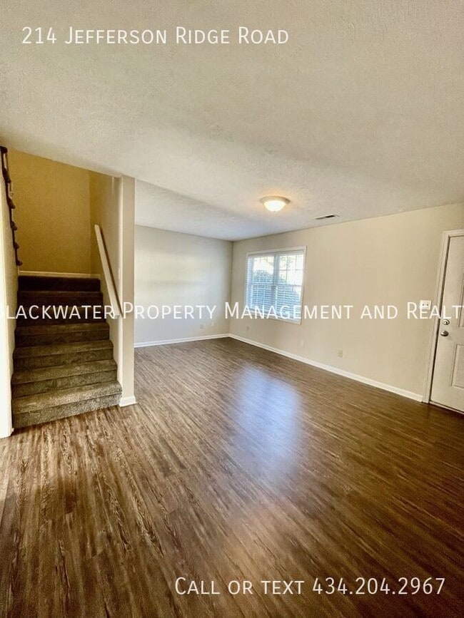 Photo - 214 Jefferson Ridge Rd