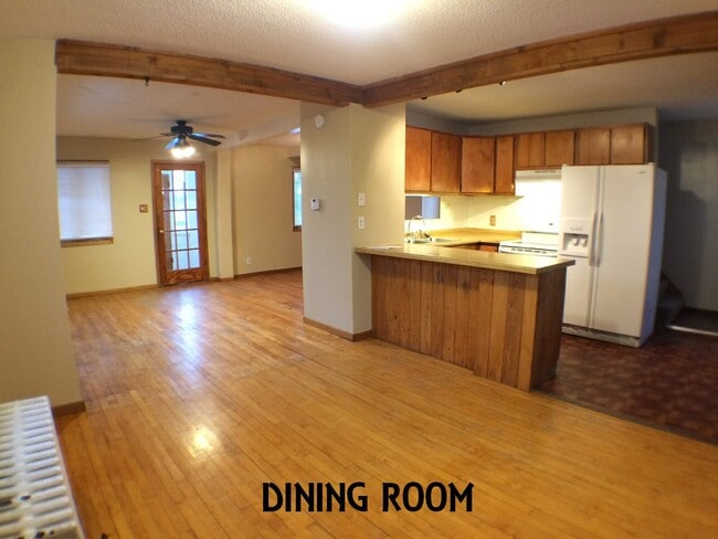 Photo - 1620 3rd Avenue East