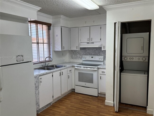Photo - 6195 NW 186th St Unit 303
