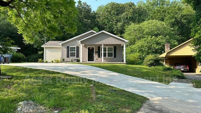 Photo - 112 Bennett Ln