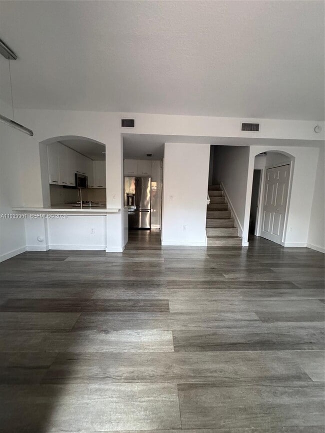 Photo - 11411 NW 60th St Unidad 286