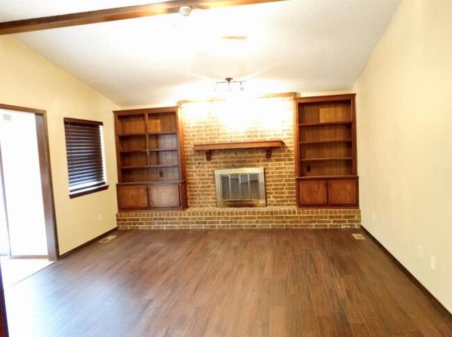 Photo - 2116 Lazybrook Trail