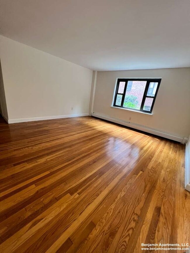 Building Photo - 40 Harvard Ave Unit 1 Rental