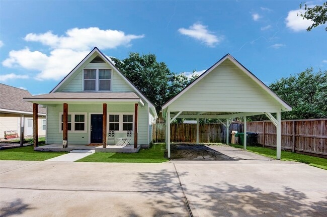 Photo - 1310 Asbury St