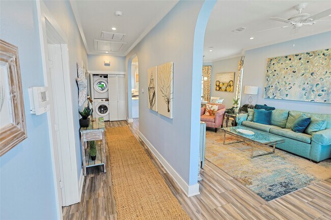 Photo - 2610 Ave Q 1/2