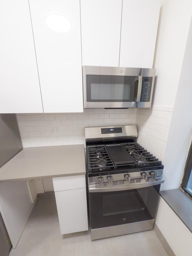Photo - 502-504 Amsterdam Avenue