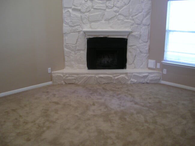 Photo - 5810 Twisted Pine Ct