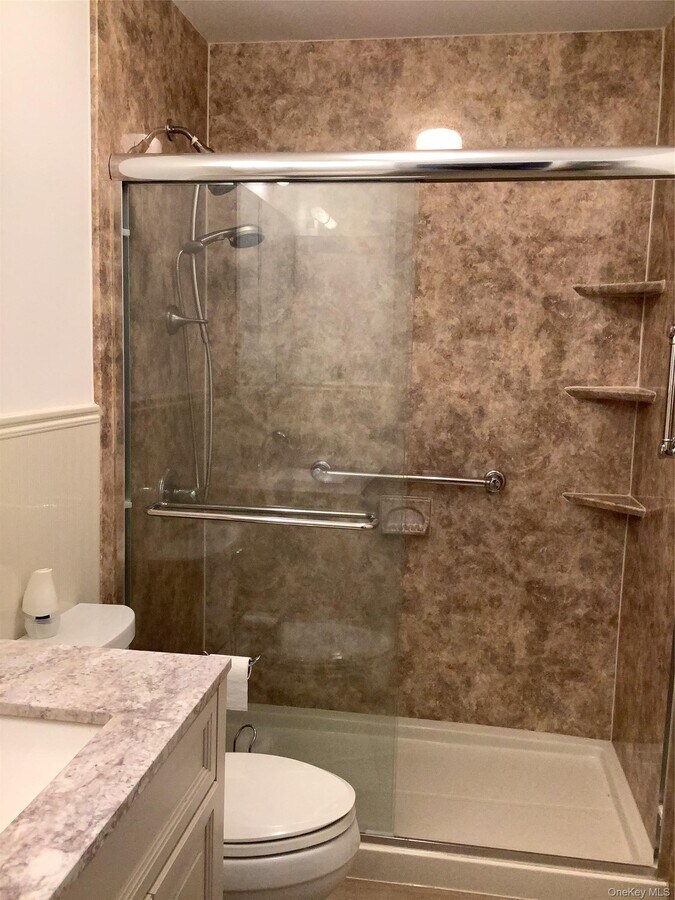 Photo - 406 Woodbridge Dr Unit B