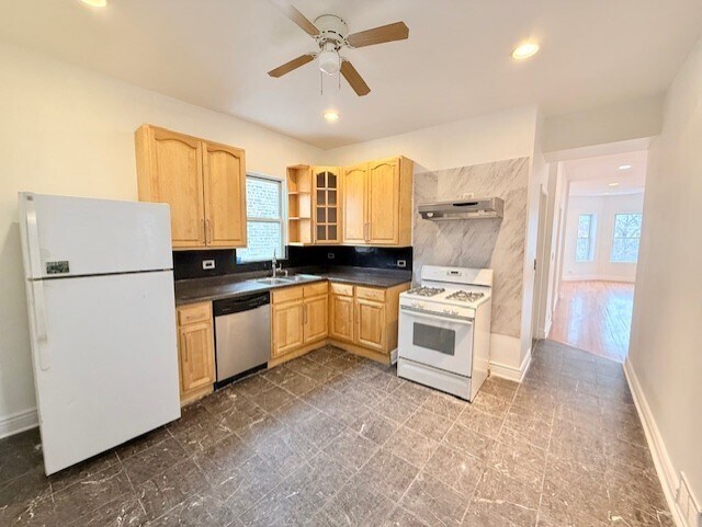 Photo - 4307 W Kamerling Ave Unit 2