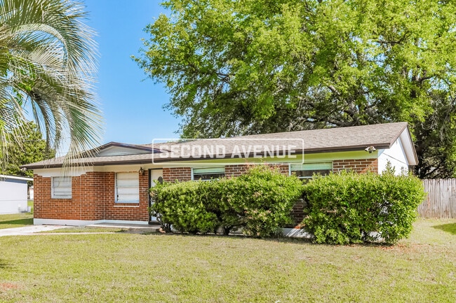 Photo - 5033 Locksley Ave