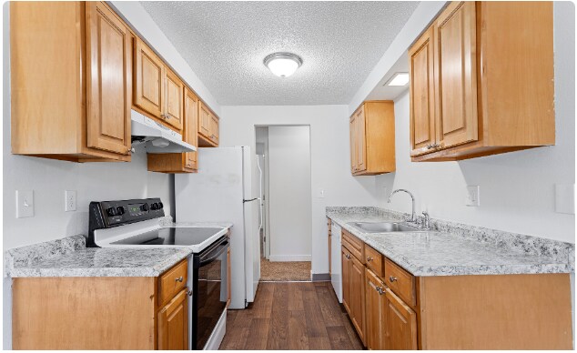 Photo - East 25 Apartments