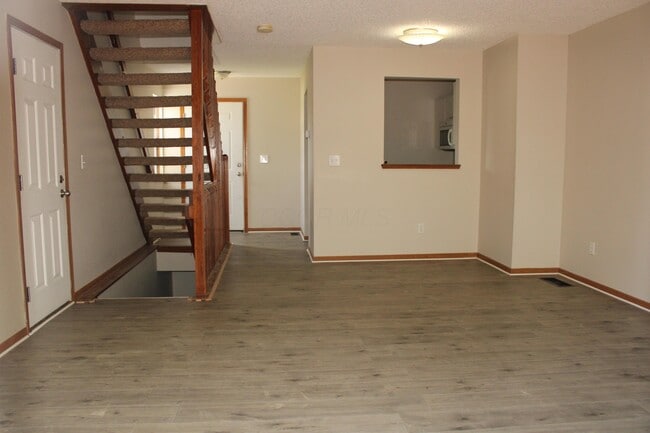 Photo - 175 Macenroe Dr Unidad 32F