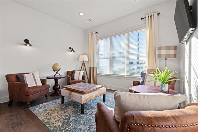 Photo - 705 Charles Hardy Pkwy