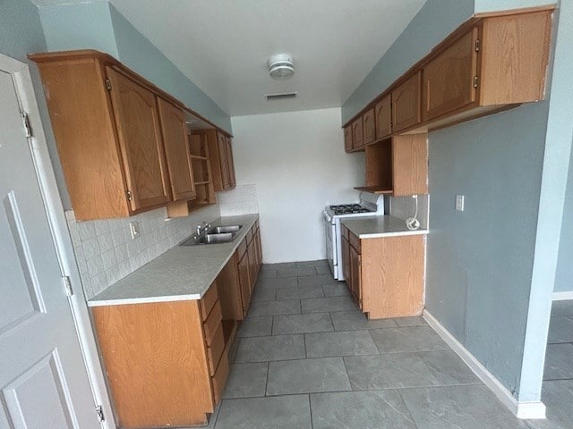 Photo - 811 Snyder St