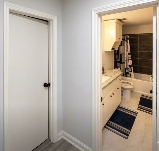 3814 Brier Gardens Dr