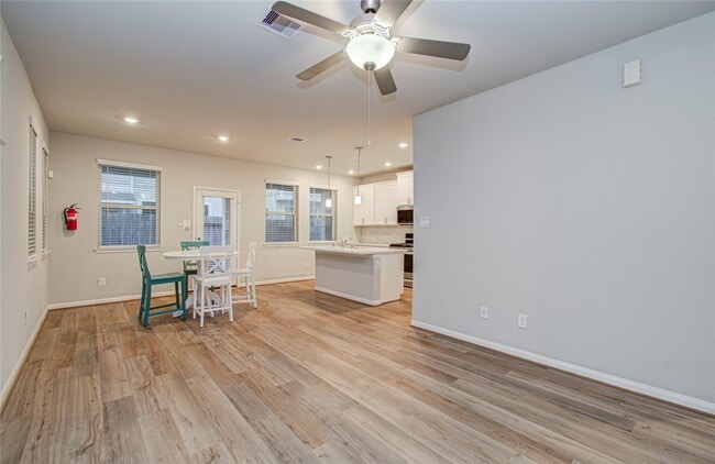 Photo - 1525 Parkland Oak Dr