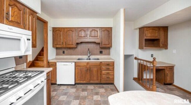 Photo - 2303 W Pintura Ct