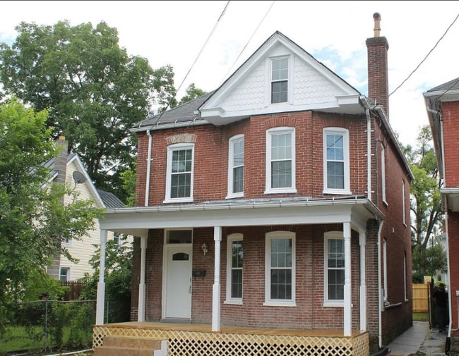 Photo - 377 National Ave