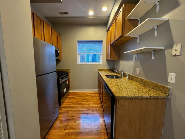 Photo - 4724 N Bernard St Unit 2W